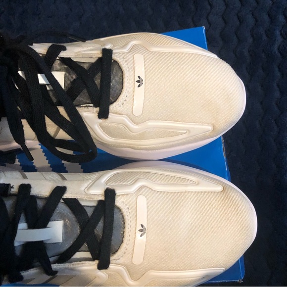 Adidas ZX 2K Flux size 7 white black grey like new - Picture 3 of 9